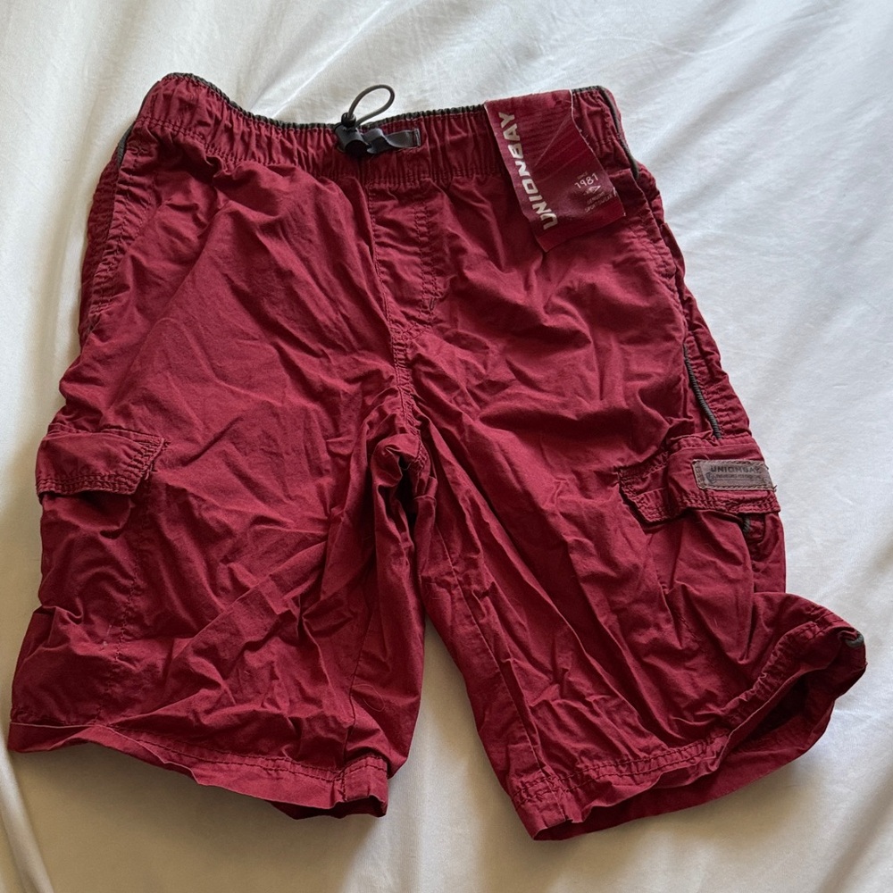 Unionbay kid size 8 Red Cargo Shorts new